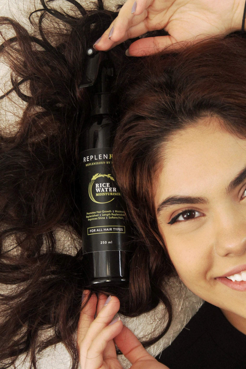Rice Water and Peppermint Hair Moisturiser Spray by Replenhair